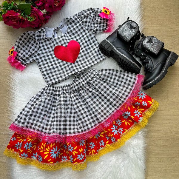 Conjunto Banana Club Madu Xadrez Preto Coração