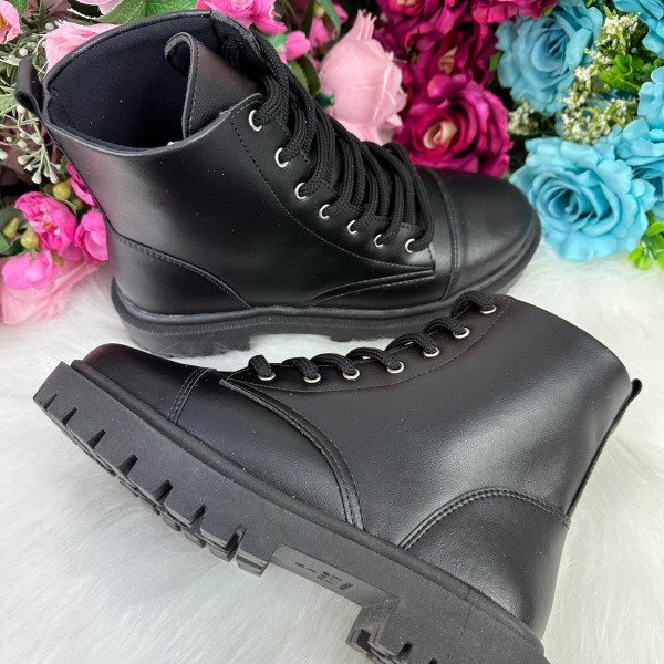 Bota/Coturno Ousadia Preta Adulta