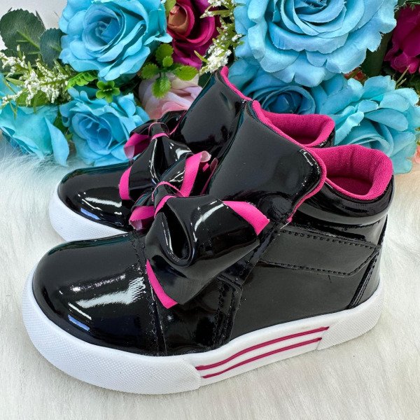 Tênis Bota Encanto de Criança Lacinho Preto Rebeca